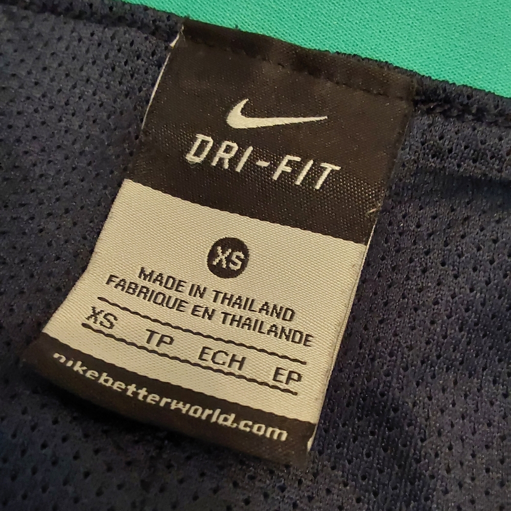 🌺 2 Pairs of Nike Dri-Fit Athletic/Running Shorts - Picture 13 of 15